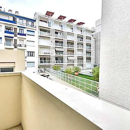 Carré Or Avec Balcon