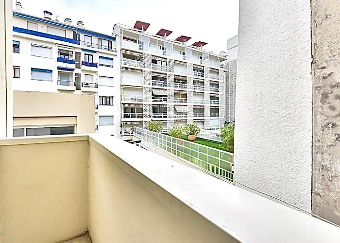 Carre Or Avec Balcon